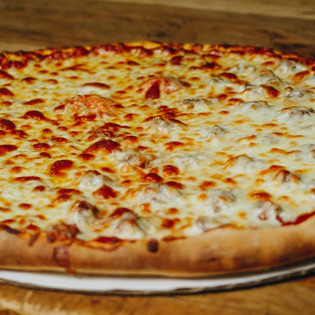 Regular Crust Pizza (16").